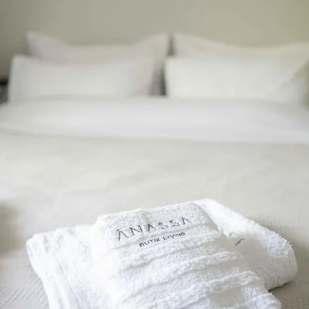 Anassa Sea Front *