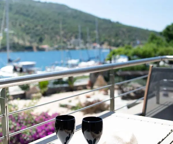 Anassa Sea Front Dom wakacyjny *