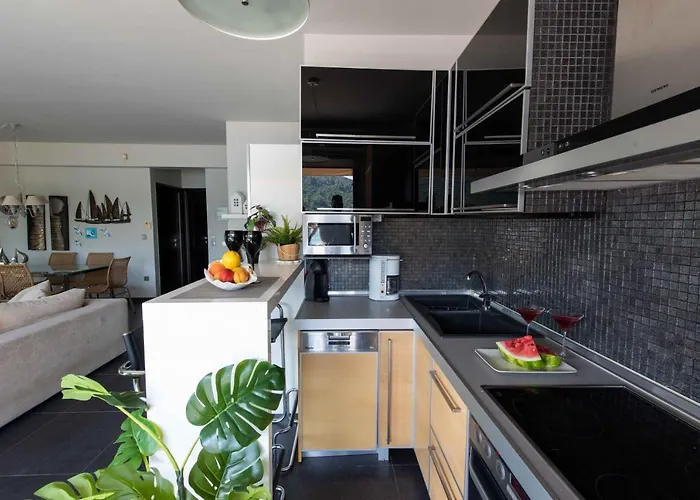 Semesterbostad Anassa Sea Front Porto Koufo