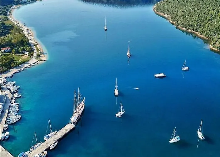 Anassa Sea Front Feriehus *