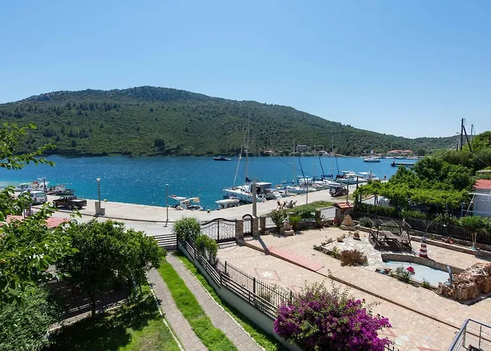 Feriehus Anassa Sea Front *